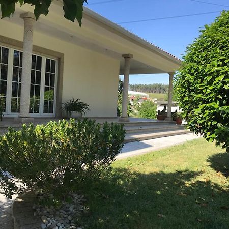 Camelias Bed & Breakfast Guimarães Eksteriør bilde